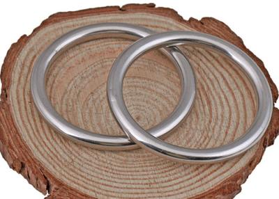 Chine M3 type soudé par diamètre précision durable de maille d'anneau en métal pour l'entrepôt à vendre