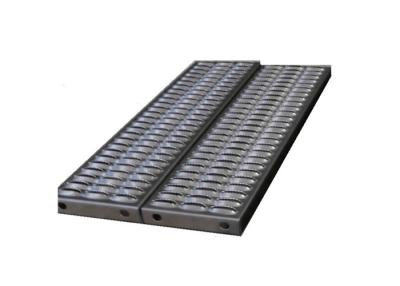 China Diamond Hole Perforated Metal Safety Grip Strut Grating For Anti Skid Catwalk for sale