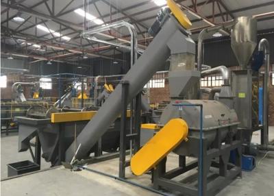 China Waste 2000kg/Hr Plastic Recycling Line Pet Bottles Crushing Washing Drying Machine for sale
