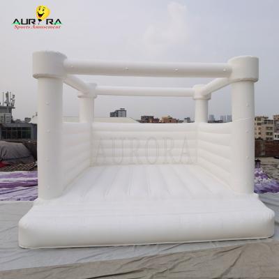 China Wedding White Inflatable Bounce House Outdoor Jumping Bouncy Castle for sale