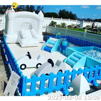 China EN71 Outdoor Inflatable Soft Play Equipment Ball Pit Soft Play Sets Kids Play Amusement Park Playground à venda