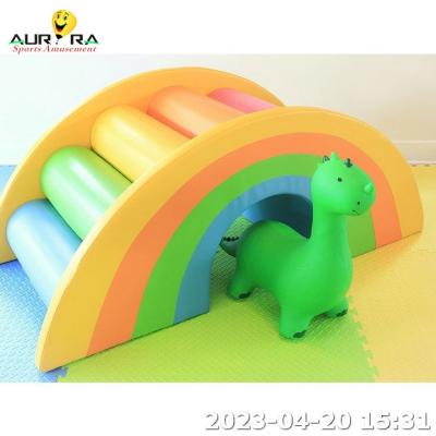 中国 Soft Play Playground Soft Climbing Rainbow Bridge Soft Play Area For Kids 販売のため