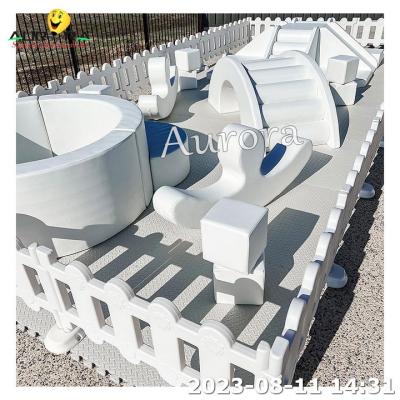 Chine Latest Soft Play Indoor Playground Equipment Kids Large Soft Play Set White à vendre