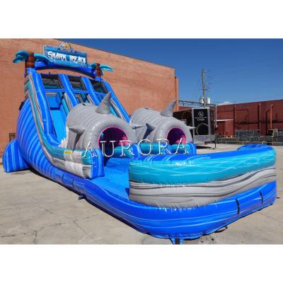 China Slides de água infláveis de PVC de personalização Slide Lago para adultos com piscina à venda