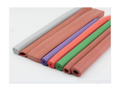 China Case Study: Cut off 5mm thickness gaskets/seals/falps on extruded foaming silicone tube; Pipe cutter; Cutting Machine; for sale