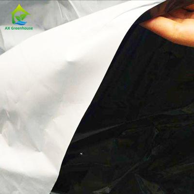China 0.13mm Black And White Poly Sheeting for sale