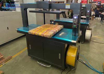 China Pp. kartonieren die Umreifungsmaschine, die mit Druck-Gerät für die Karton-Bindung automatisch ist zu verkaufen
