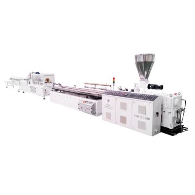China WPC Decking Floor Profile Extrusion Machine for sale
