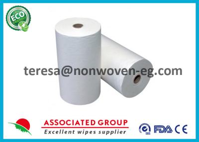 China Green Jumbo Non Woven Rolls Private Label Wet Wipes For Cleaning for sale