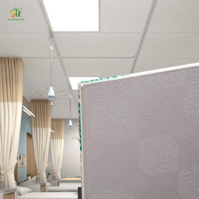 Chine résistant à l'eau de plaque de plâtre de plafond de gypse de PVC 4x8 pour le plafond de bureau à vendre