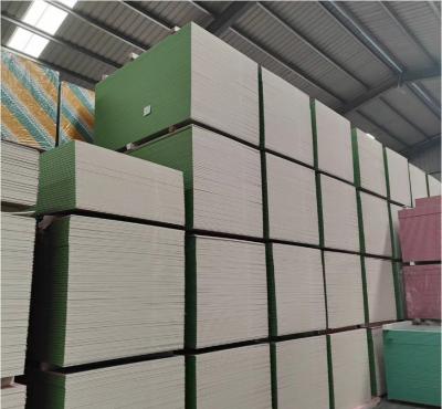China 4 X 8ft Waterproof Drywall Green Board , 12.5 Mm Plasterboard Tapered Edge For Ceiling for sale