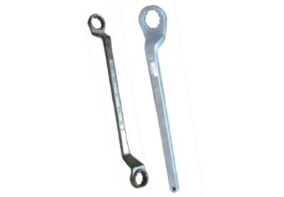 China M16 M20 Double Ring Plum Wrench 480mm for sale