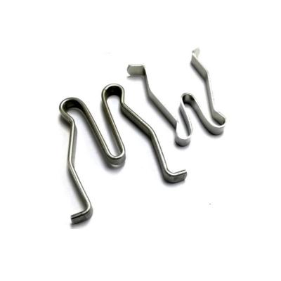 China Disc Insulator W Type Wire Spring Clips With Smooth Surface for sale