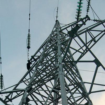 Chine ASTM A123 a galvanisé la tour d'angle dans la ligne de transmission à vendre