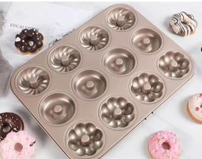 China Customization Baking Molds Aluminium Bundt 12 Hole Cupcake Tray For Kitchen Baking for sale