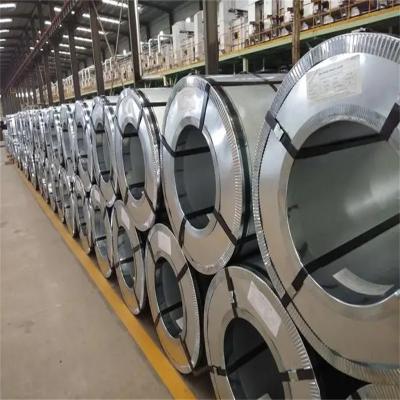 China DX53D Galvanized GI Steel Coil 0.3 - 3.0mm No Burrs 400n/Mm2 for sale
