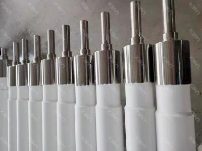 China tubo de cerámica de los rodillos de 0.08m m para moderar el horno 1.95g/cm3 30Mpa en venta