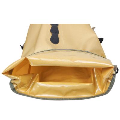 China Material TPU Mochila Amarilla Impermeable 16L Ligero Multifuncional en venta