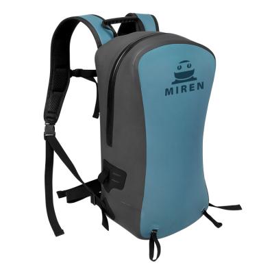 China OEM ODM Waterproof Duffel Bag Backpack For Traveling Hiking Skiing for sale