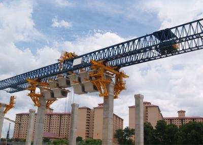 China Rust Prevention Launcher Crane 200 Ton For Highway Bridge Erection for sale