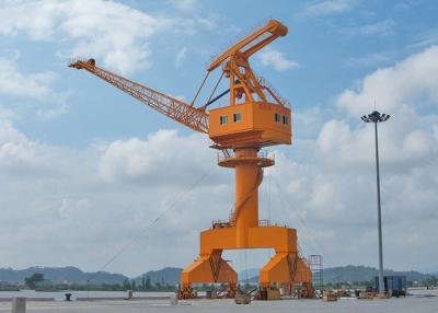 China Four Link Type Harbour Portal Crane Offshore Pedestal Mobile Container Crane for sale