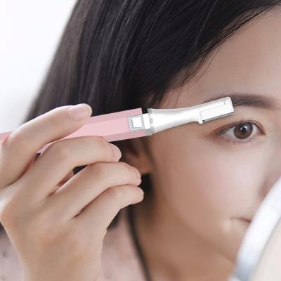 中国 Hair Shaver Head and Eyebrow Trimmer Attachments Dry Use USB Facial Hair Pivoting Trimmer Trimmer for Women 販売のため