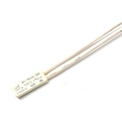 China 13.5x5.4x2.4mm Thermal Protector Switch 24V 3A Small Bimetal Temperature Switch for sale