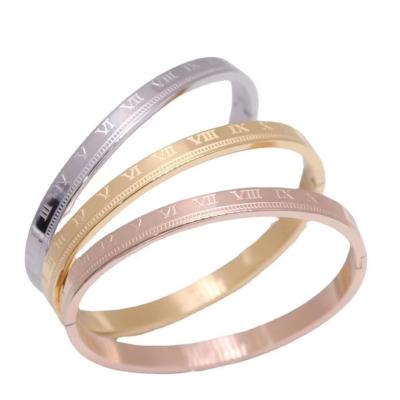 China Cuatro colores brazalete de brazalete oval clásico personalizado brazalete de brazalete de oro rosa en venta