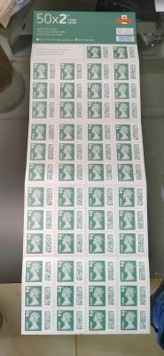 China Custom Order Accepted Postage Stamp Label Adhesive Sticker 50 Labels Per Roll à venda