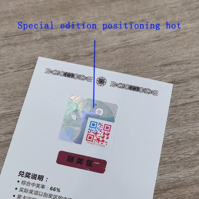 中国 Customized Size Security QR Code Labels Roll Waterproof Paper Carton 10000 Pieces 販売のため