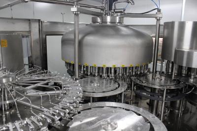 China ANIMAL DE ESTIMAÇÃO de aço inoxidável Juice Production Line de 200ml 1500ml à venda