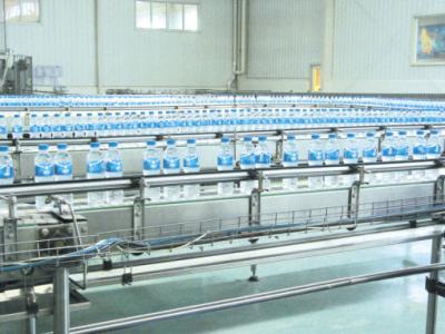 China High Efficiency Bottles Transportation 380V Conveyor Belt System for sale