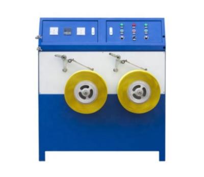 China Máquina de enrolamento de banda de embalagem semiautomática de PP de estação dupla de enrolamento de cinta à venda
