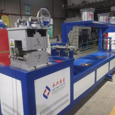 China Máquina automática de fazer rolos de amarração de PP, máquina de amarração de fita de 110 mm à venda
