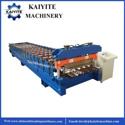 China Carriage Board Car Panel Roll Forming Machine for sale