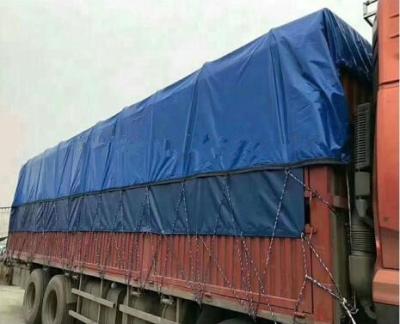 China Cubierta ignífuga ULTRAVIOLETA anti del camión de la lona resistente con las aletas de lluvia en venta