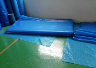 중국 반대로 자동적인 물 저축 - UV 난방 담요 PE 거품 태양 수영풀 덮개 판매용