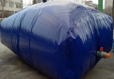 China Tear Resistant Pillow 0.7mm PVC Tarpaulin Water Storage Bladder Tank Large Plastic Water Tanks for sale