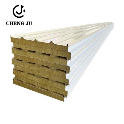 China los paneles de bocadillo de acero de bocadillo de 950m m del panel del tejado del color 1050m m de aluminio del panel en venta