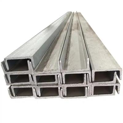 Cina Profili metallici acciaio strutturale resistente laminato a caldo acciaio a carbonio a canale U in vendita