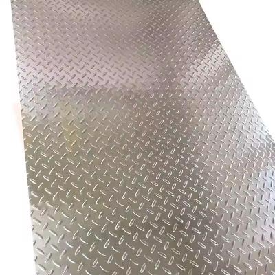 China Hot Rolled Embossed Stainless Steel Floor Checker Plate 5mm Thickness for sale