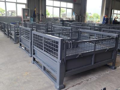 China Move Structure Wire Mesh Pallet Cage With Customization Option for sale