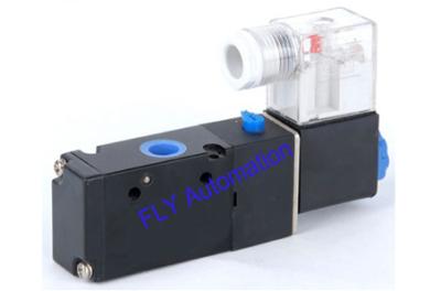 China 3/2 way Airtac Electromagnetic 40 Micron Filtered Air Solenoid Valves 3V210-08,3V220-08 for sale
