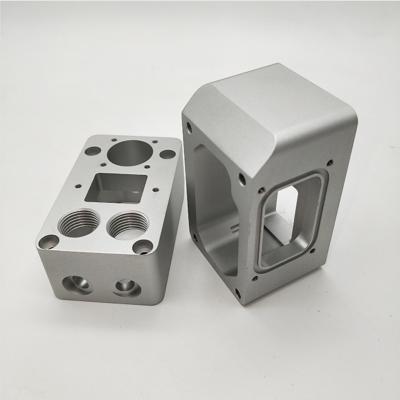 China As peças de alumínio da precisão de Luckym chapeiam blocos revestem o titânio de bronze à venda