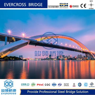 China Puente peatonal de acero de alta capacidad de carga Apariencia magnífica OEM en venta