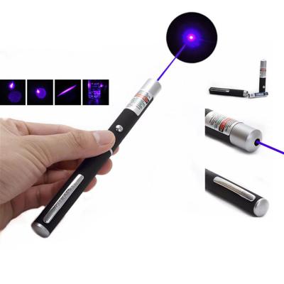 China Hand 5mw 532nm Powerful Green Laser Pointers Pen Shaped Metal Material for sale