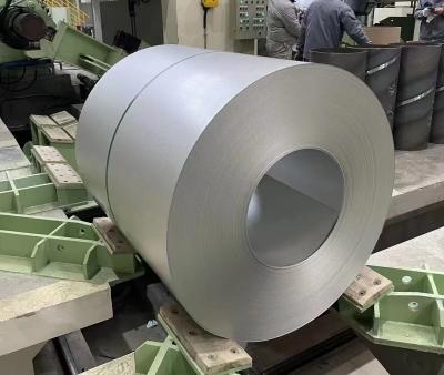 Chine 304 304l ont balayé la bobine de bande d'acier inoxydable ont laminé à froid le fournisseur de bobine de feuille de solides solubles à vendre
