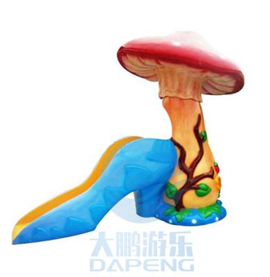 China 2.6m Height Splash Small Water Slide Fiberglass Mushroom Water Slide For Children for sale
