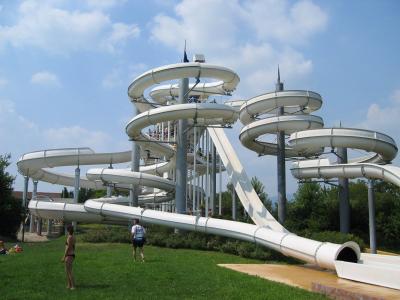 Chine Piscine Jouets extérieurs Jeux d'eau Adultes toboggan Tubes Parcs Jeux de terrain pour enfants à vendre