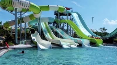 China OEM Fiberglass Swimming Pool Slide Outside Water Amusement Parks Play Sets Ride en venta